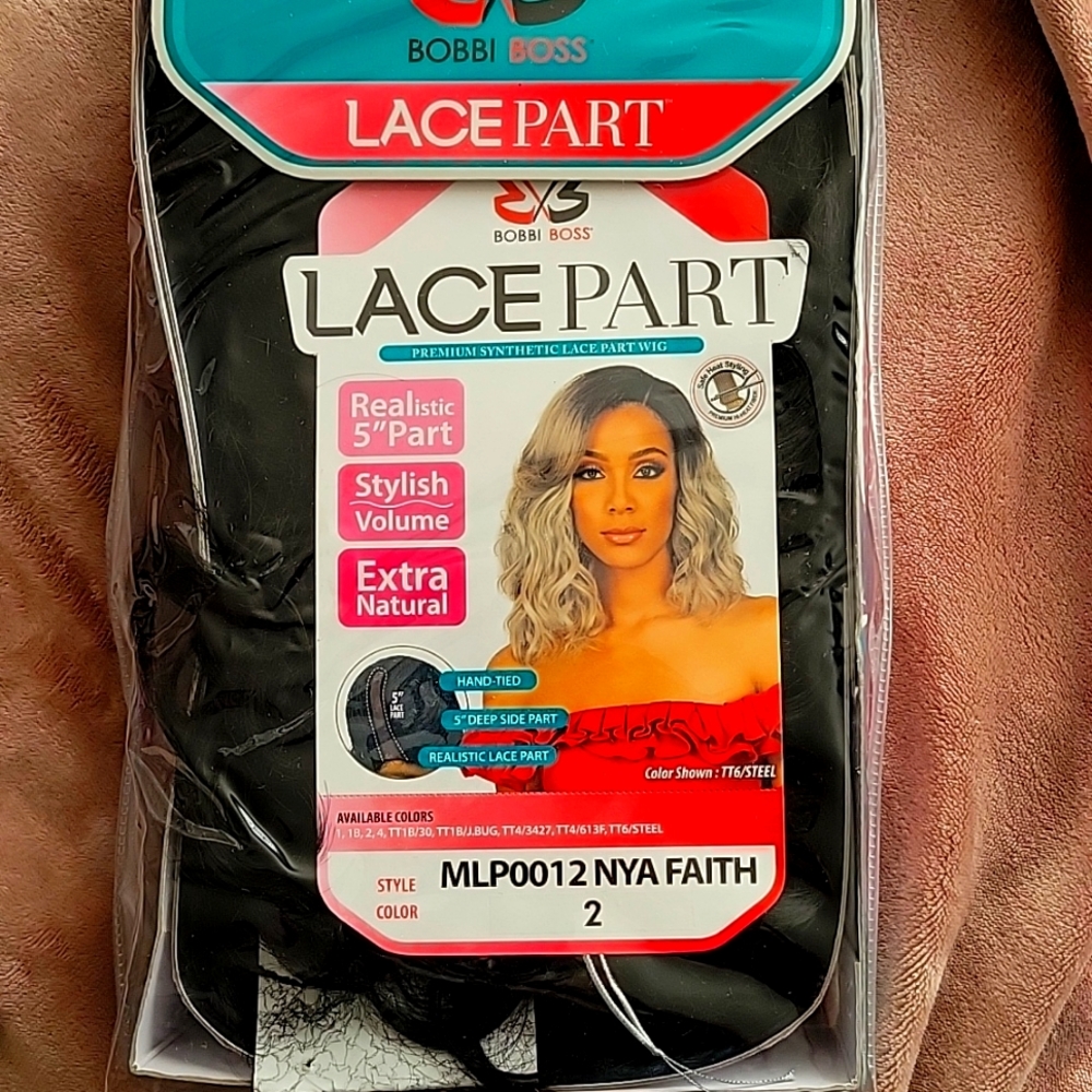 Bobbi Boss Lace Part Wig in style MLP0012 Nya Faith, Color 2